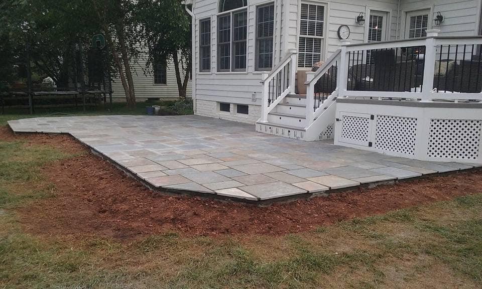 Curved outdoor patio with lighting